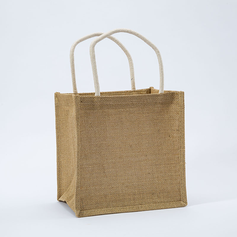 Le sac de jute écologique est maintenant disponible à l'achat