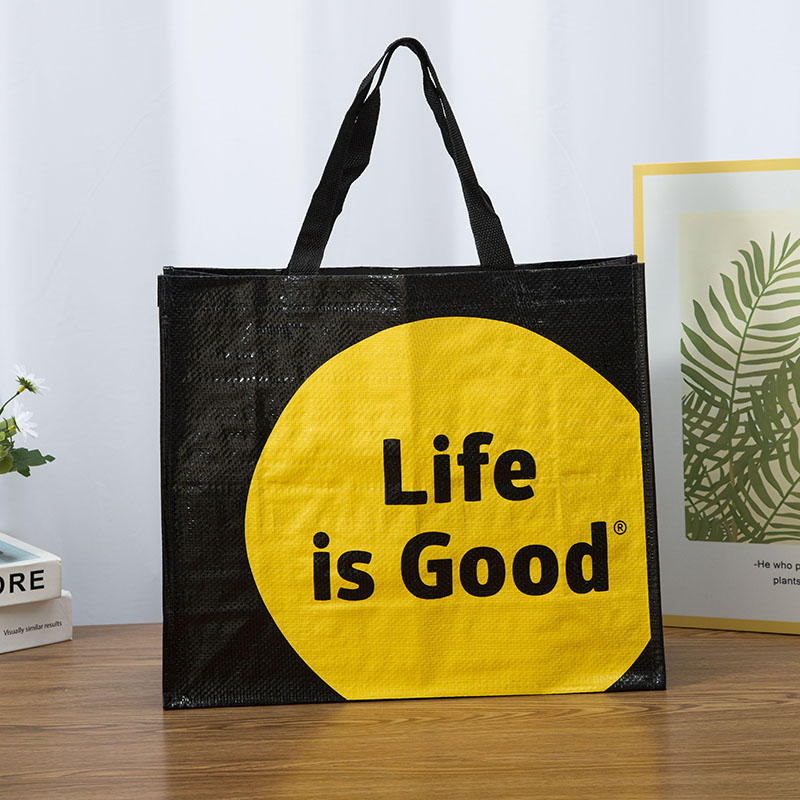 Introduction au sac fourre-tout tissé Shopping